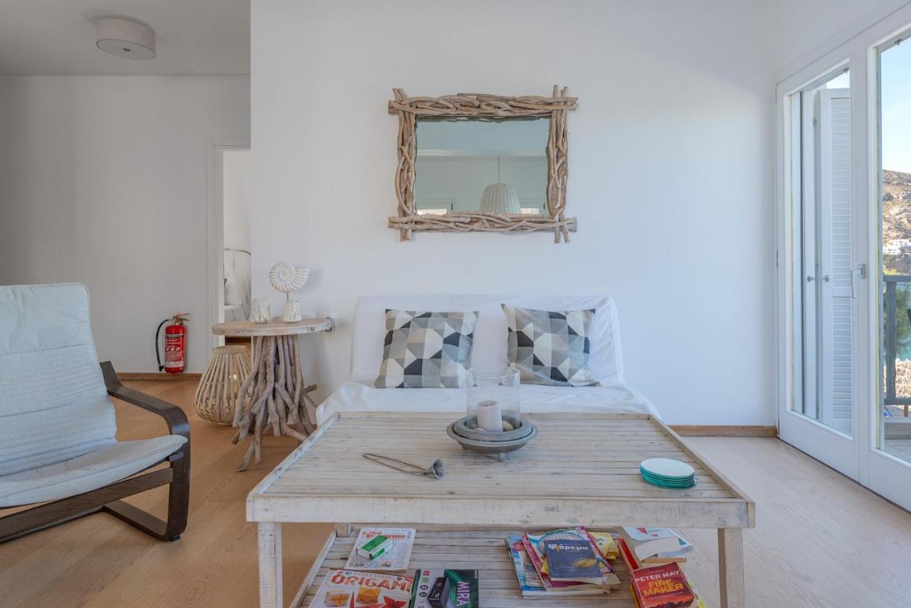 Uno Apartment 1st Floor Livadia  Esterno foto